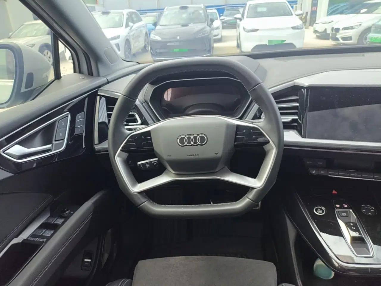 Audi Q4 e-tron 2023 40 e-tron Boundary Edition — миниатюра 13