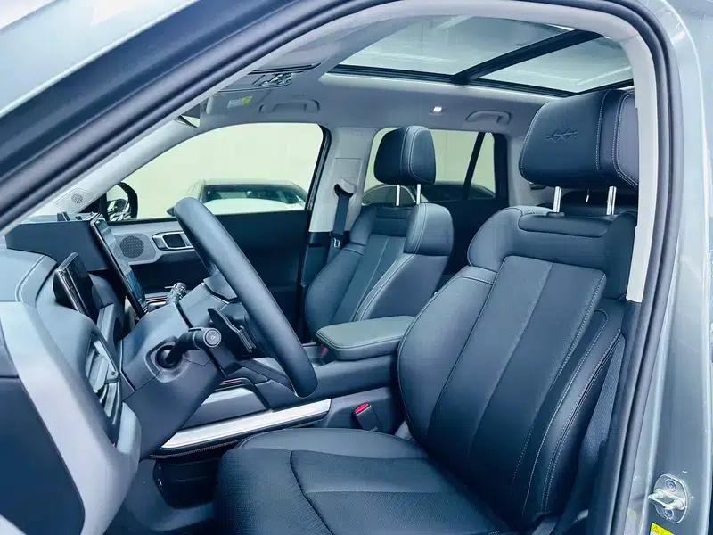 Titanium 3 2025 Model 501KM Rear-Wheel Drive Max Edition — миниатюра 15