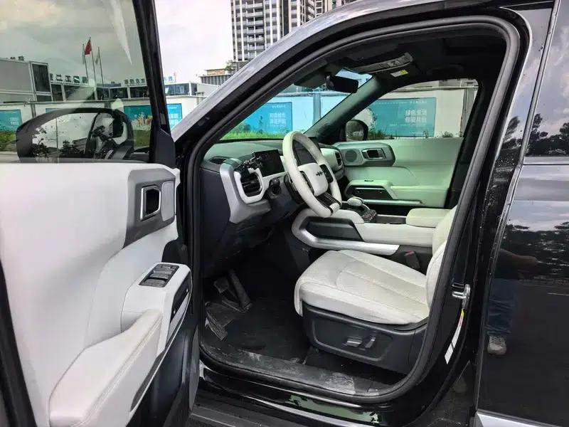 Titanium 3 2025 Model 501KM Rear-Wheel Drive Max Edition — миниатюра 20