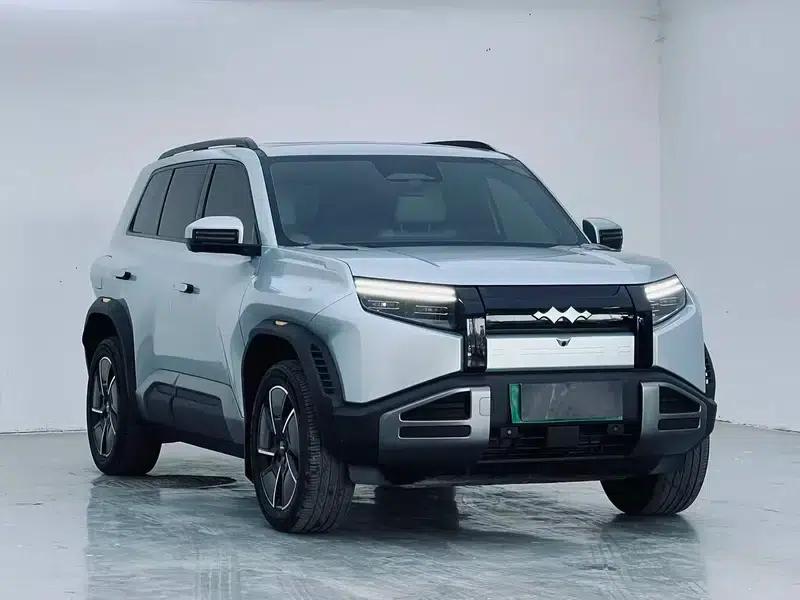 Titanium 3 2025 Model 501KM AWD Ultra Edition — миниатюра 3