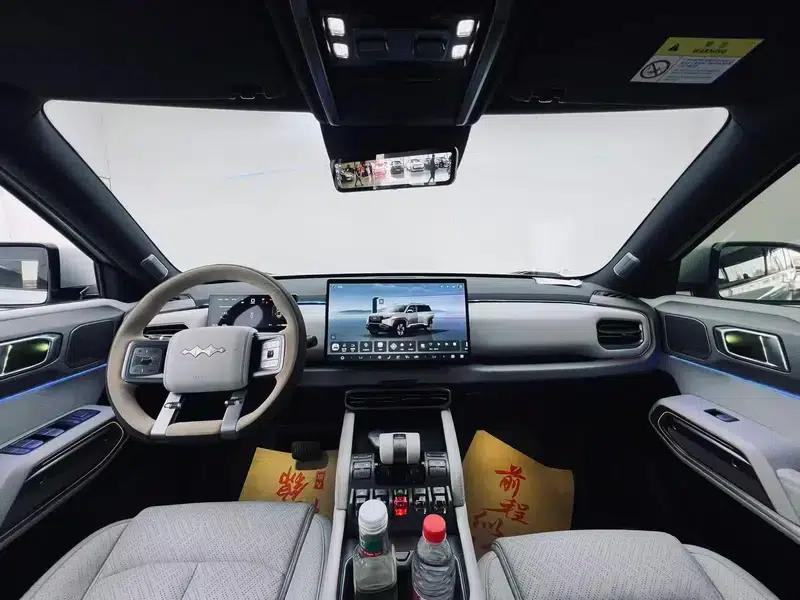 Titanium 3 2025 Model 501KM AWD Ultra Edition — миниатюра 7