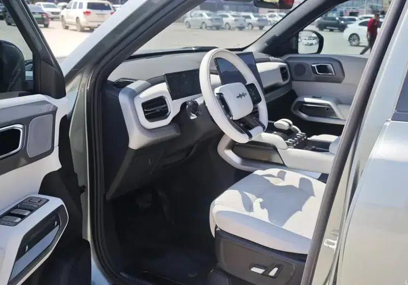 Titanium 3 2025 Model 501KM AWD Ultra Edition — миниатюра 9