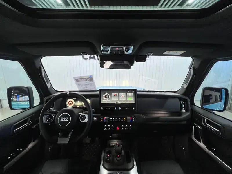 212 T01 2024 Model 2.0T Changfeng Edition — миниатюра 14