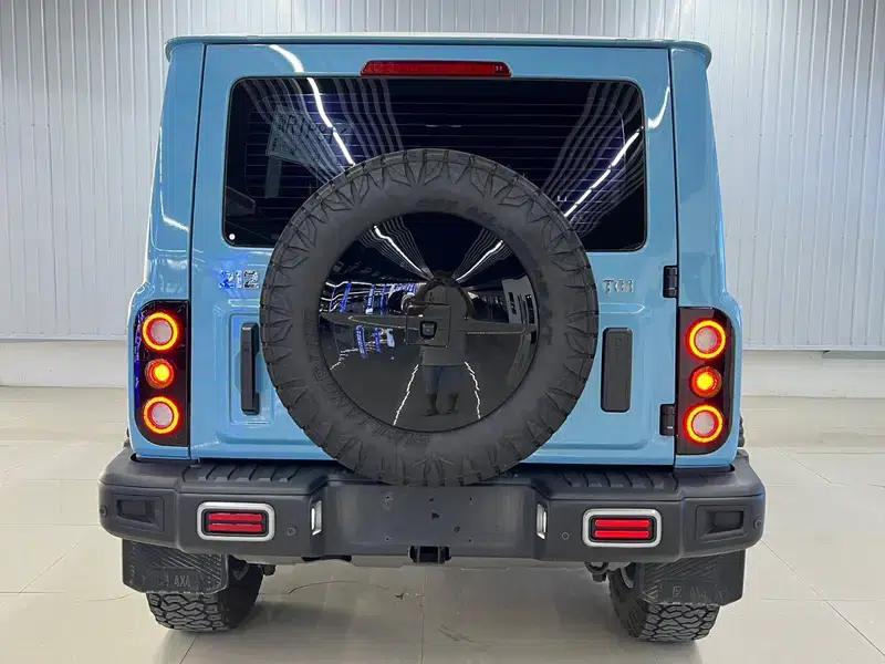 212 T01 2024 Model 2.0T Changfeng Edition — миниатюра 5