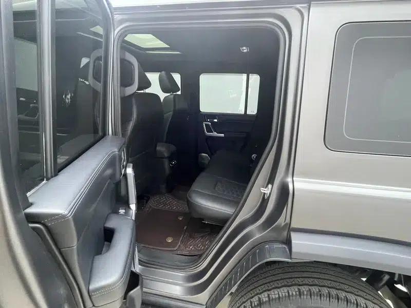212 T01 2024 Explorer 2.0T — миниатюра 18