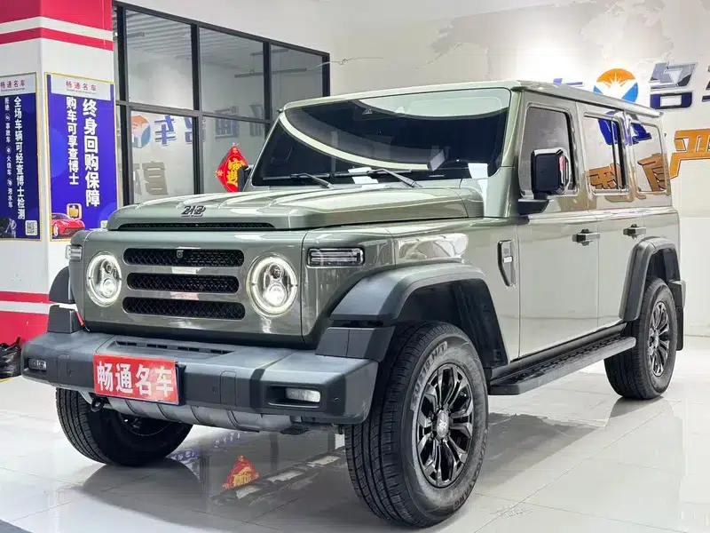 212 T01 2024 Explorer 2.0T — миниатюра 1