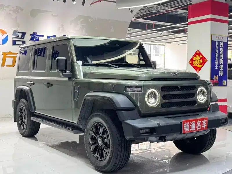 212 T01 2024 Explorer 2.0T — миниатюра 3