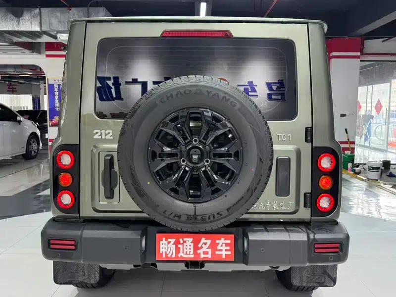 212 T01 2024 Explorer 2.0T — миниатюра 5