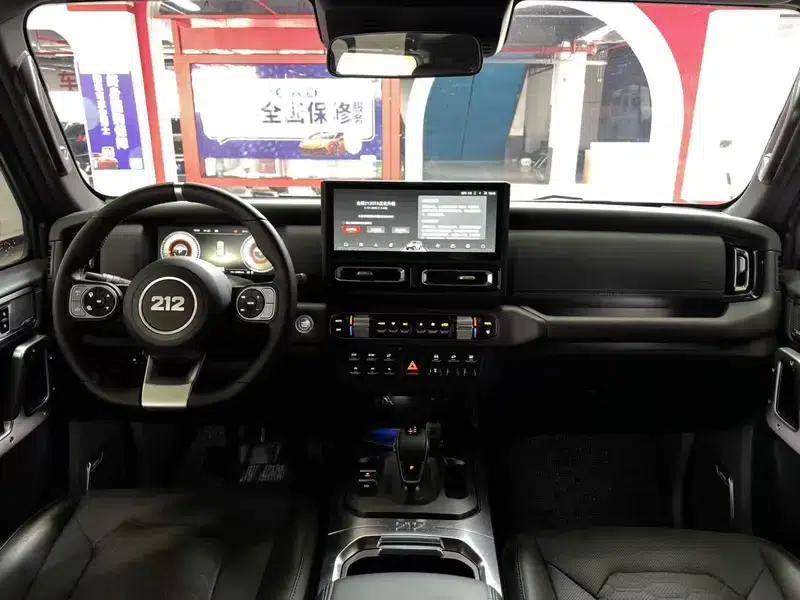 212 T01 2024 Explorer 2.0T — миниатюра 7