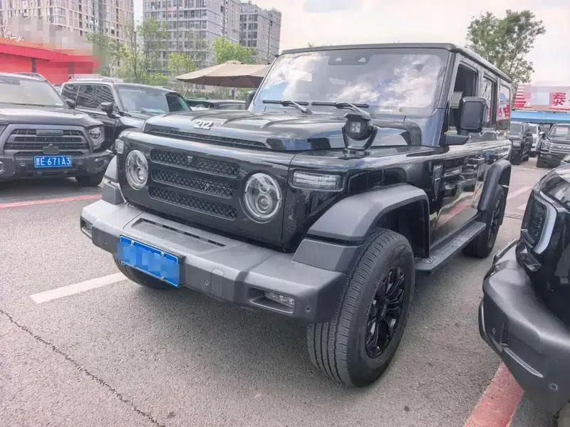 212 T01 2024 Explorer 2.0T — миниатюра 1