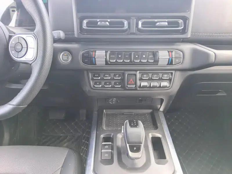 212 T01 2024 Explorer 2.0T — миниатюра 11