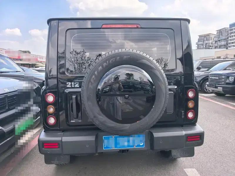 212 T01 2024 Explorer 2.0T — миниатюра 4