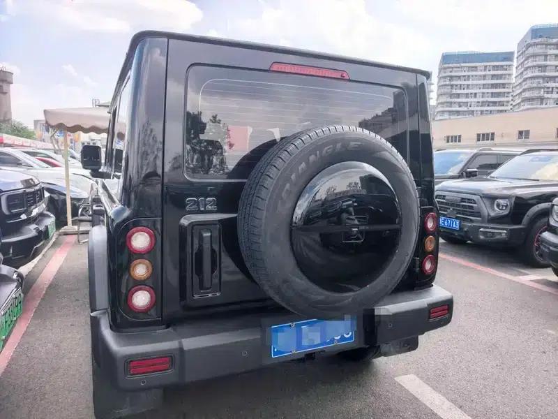212 T01 2024 Explorer 2.0T — миниатюра 8
