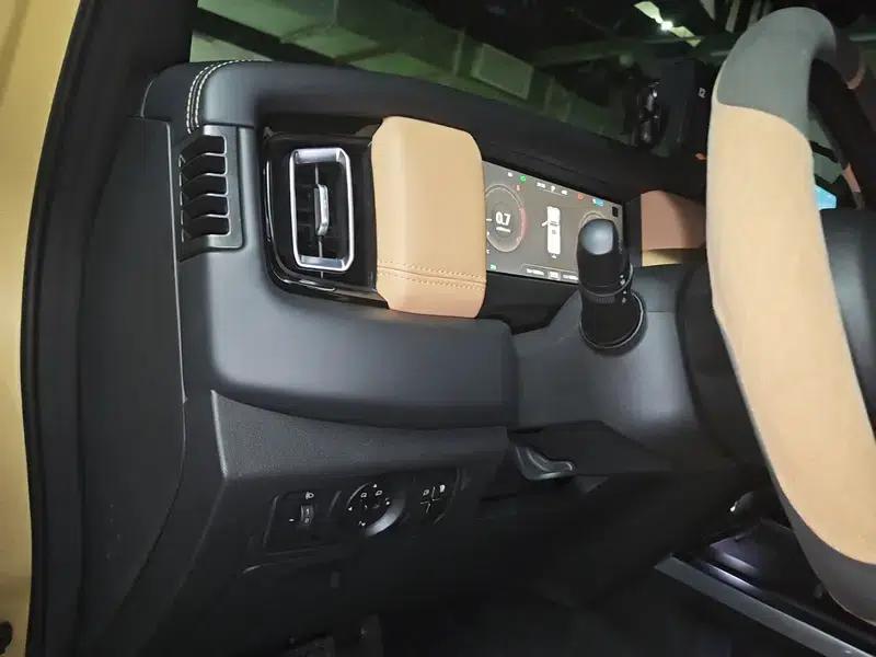 212 T01 2026 Model 2.0T Highland Edition — миниатюра 13