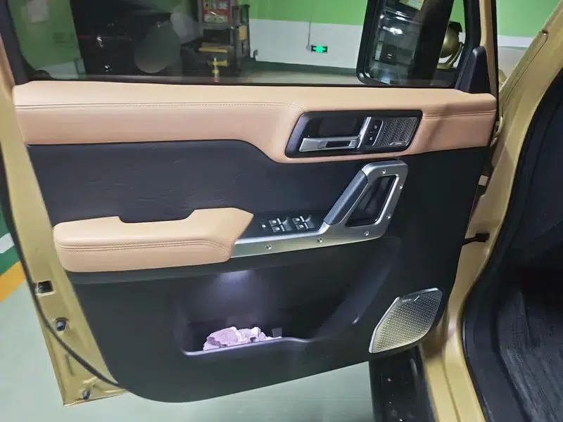 212 T01 2026 Model 2.0T Highland Edition — миниатюра 16