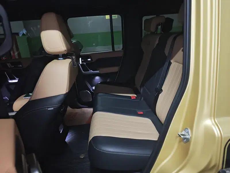 212 T01 2026 Model 2.0T Highland Edition — миниатюра 9