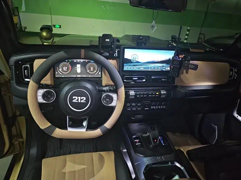 212 T01 2026 Model 2.0T Highland Edition — миниатюра 10