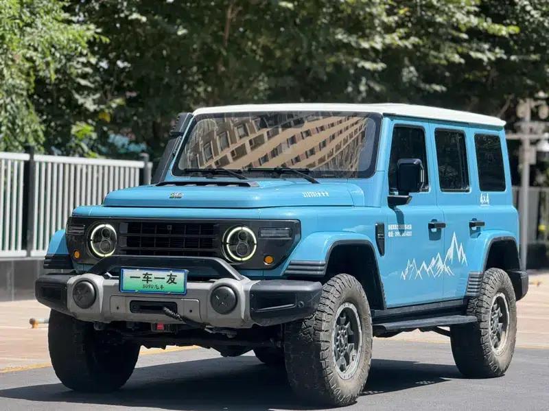 212 T01 2024 Model 2.0T Changfeng Edition — миниатюра 1