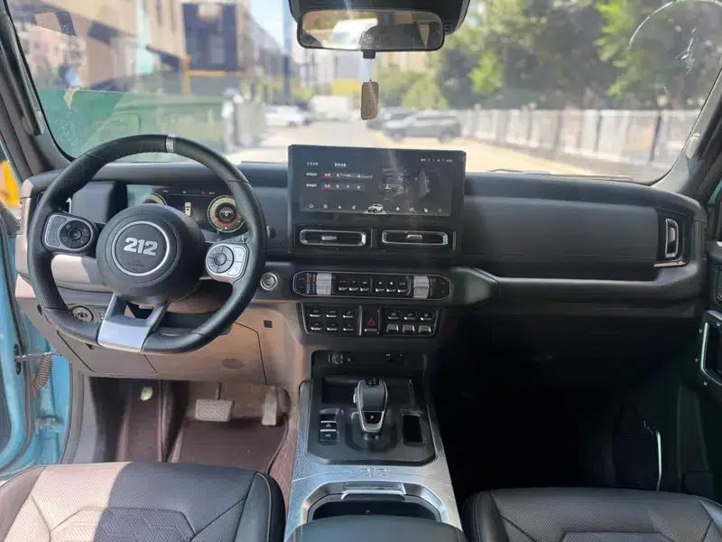 212 T01 2024 Model 2.0T Changfeng Edition — миниатюра 11