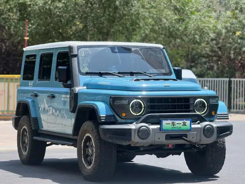 212 T01 2024 Model 2.0T Changfeng Edition — миниатюра 3
