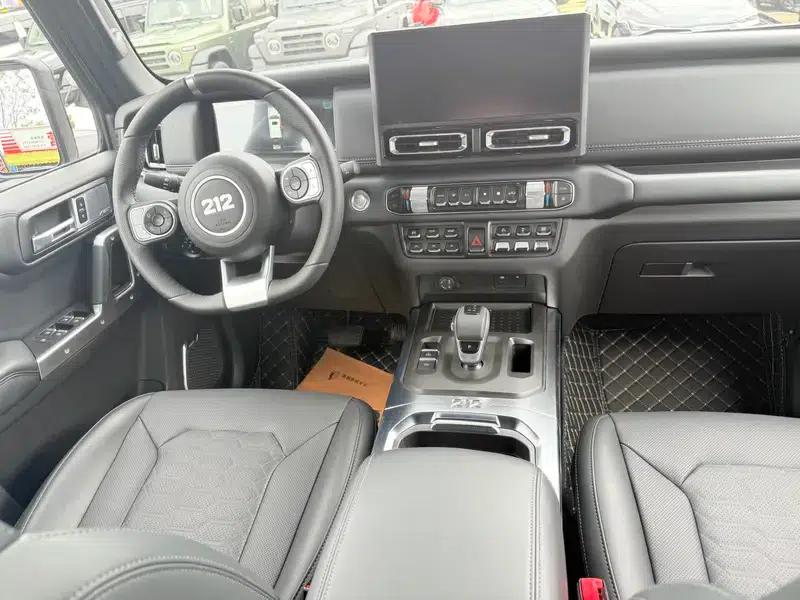 212 T01 2025 Model 2.0T Diesel — миниатюра 7
