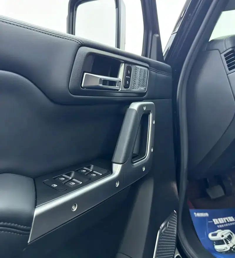 212 T01 2024 Model 2.0T Changfeng Edition — миниатюра 13
