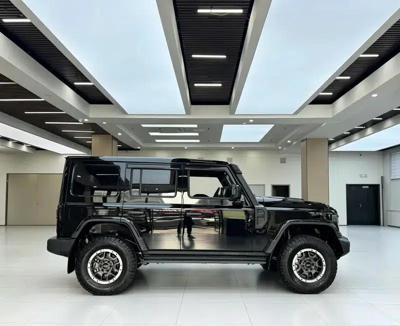 212 T01 2024 Model 2.0T Changfeng Edition — миниатюра 6