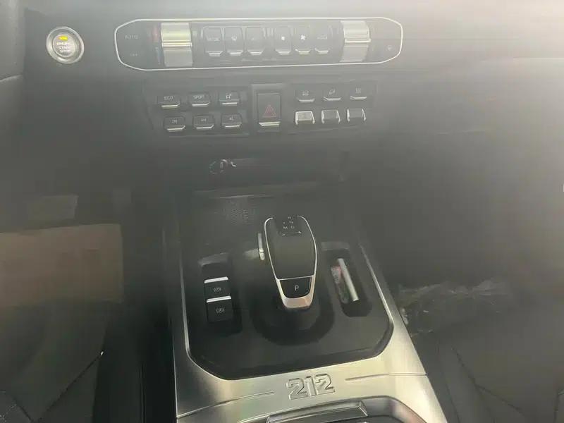 212 T01 2024 Explorer 2.0T — миниатюра 17