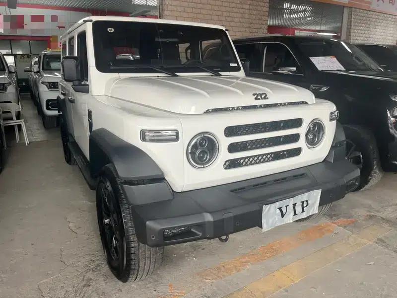 212 T01 2024 Explorer 2.0T — миниатюра 3