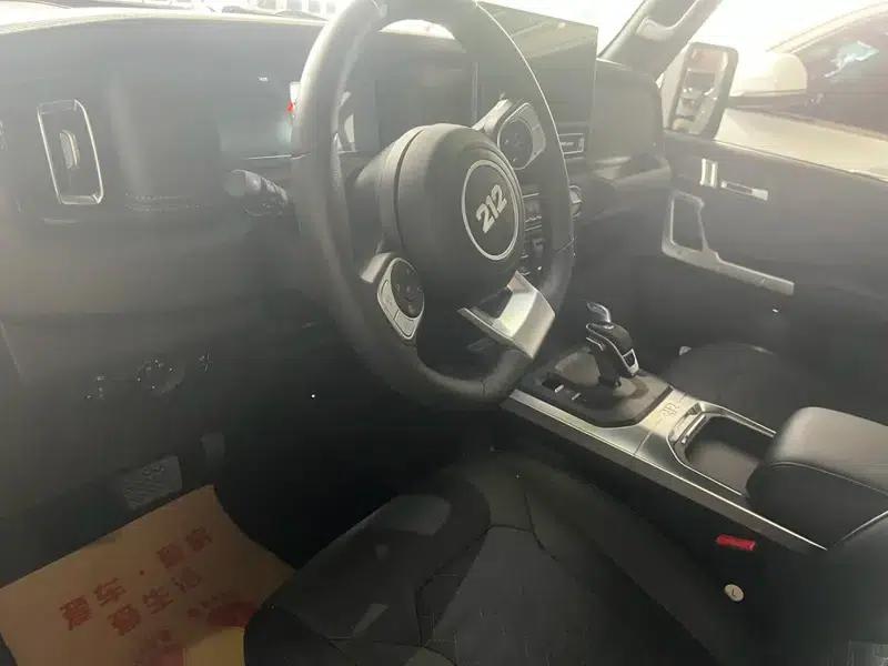 212 T01 2024 Explorer 2.0T — миниатюра 24