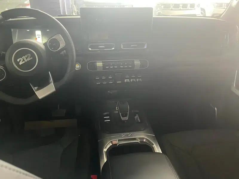212 T01 2024 Explorer 2.0T — миниатюра 8