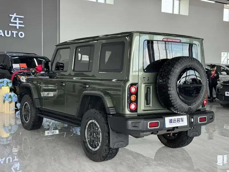 212 T01 2024 Model 2.0T Changfeng Edition — миниатюра 4