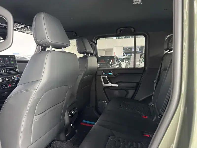 212 T01 2024 Model 2.0T Changfeng Edition — миниатюра 9