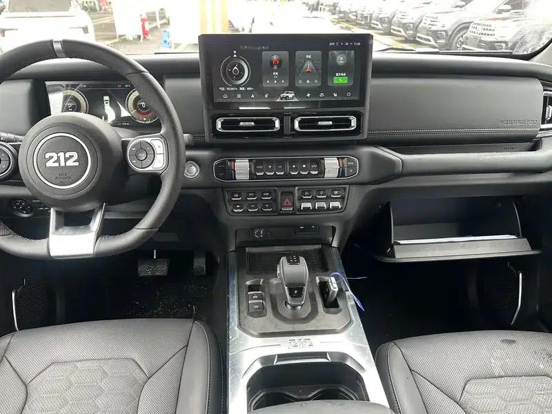 212 T01 2025 Model 2.0T Diesel — миниатюра 5