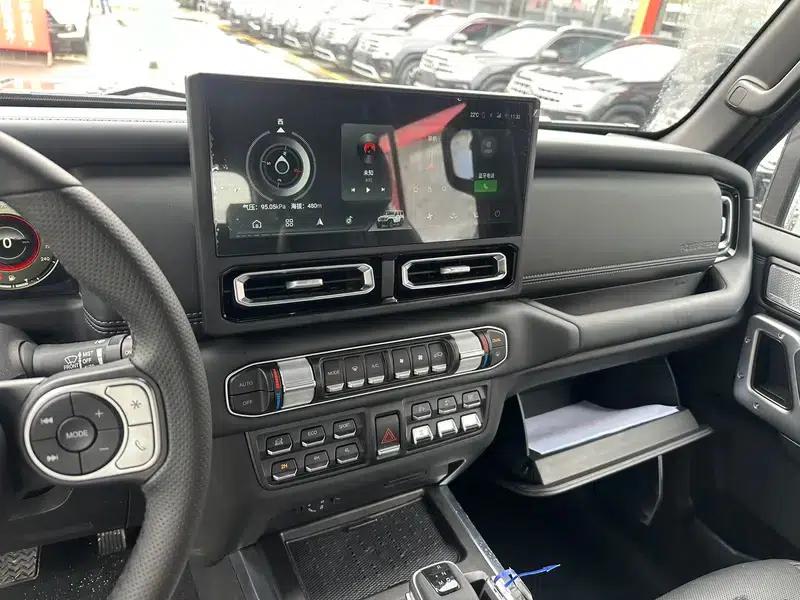 212 T01 2025 Model 2.0T Diesel — миниатюра 6