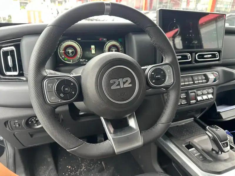 212 T01 2025 Model 2.0T Diesel — миниатюра 8