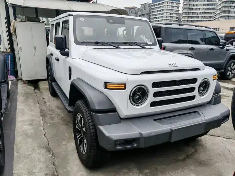 212 T01 2024 Model 2.0T Mechanic — миниатюра 2