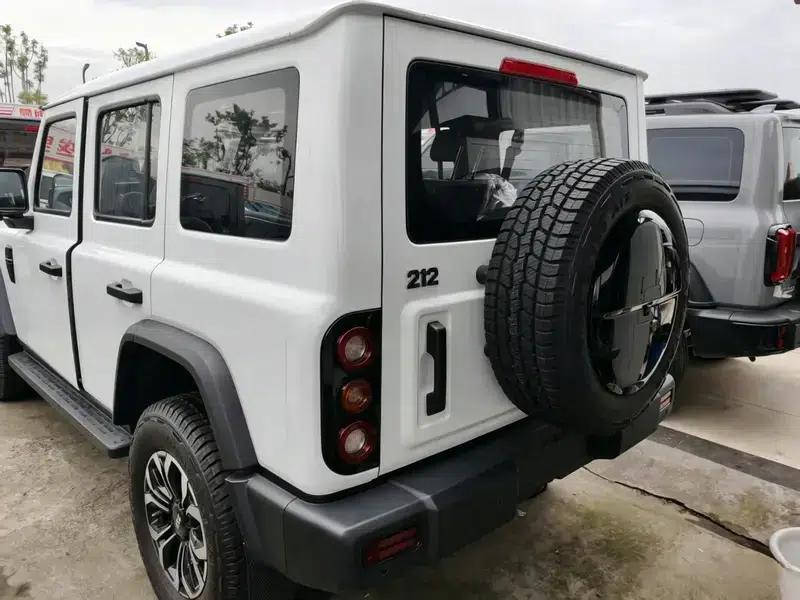 212 T01 2024 Model 2.0T Mechanic — миниатюра 6