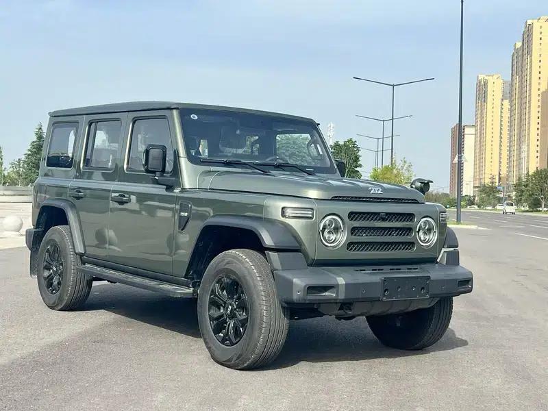 212 T01 2024 Model 2.0T Mechanic — миниатюра 3