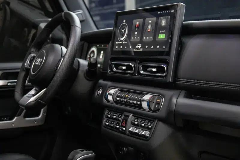 212 T01 2024 Explorer 2.0T — миниатюра 12