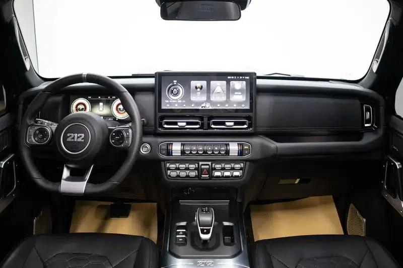 212 T01 2024 Explorer 2.0T — миниатюра 15
