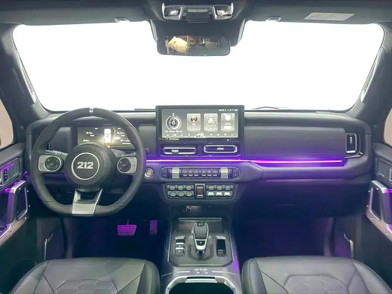 212 T01 2024 Explorer 2.0T — миниатюра 14