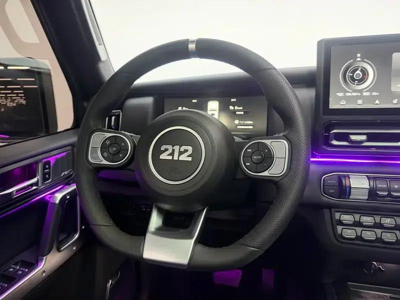 212 T01 2024 Explorer 2.0T — миниатюра 16