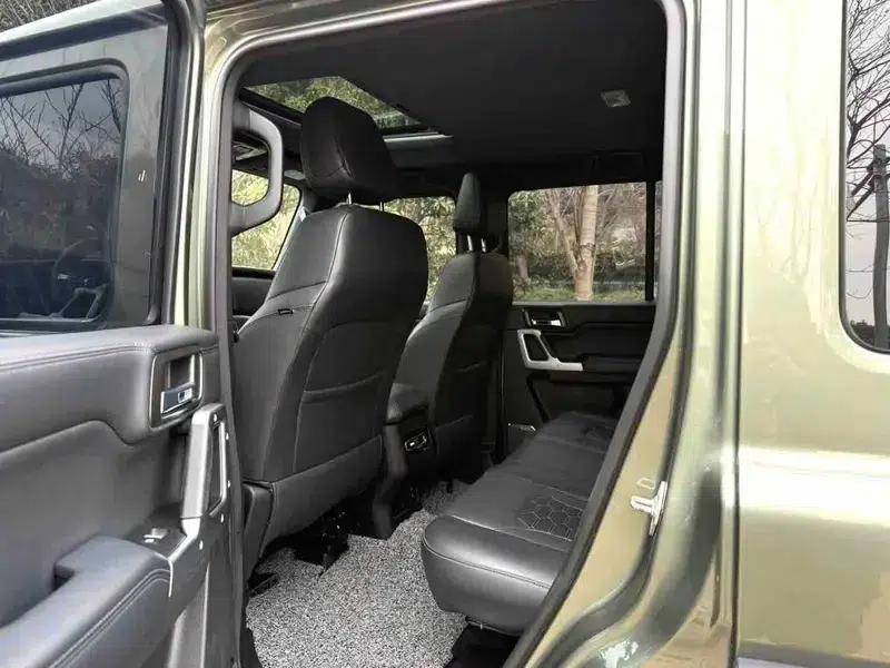 212 T01 2024 Explorer 2.0T — миниатюра 9