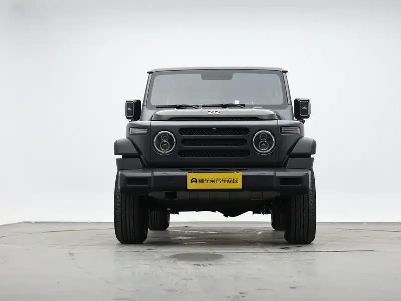 212 T01 2024 Model 2.0T Mechanic — миниатюра 2