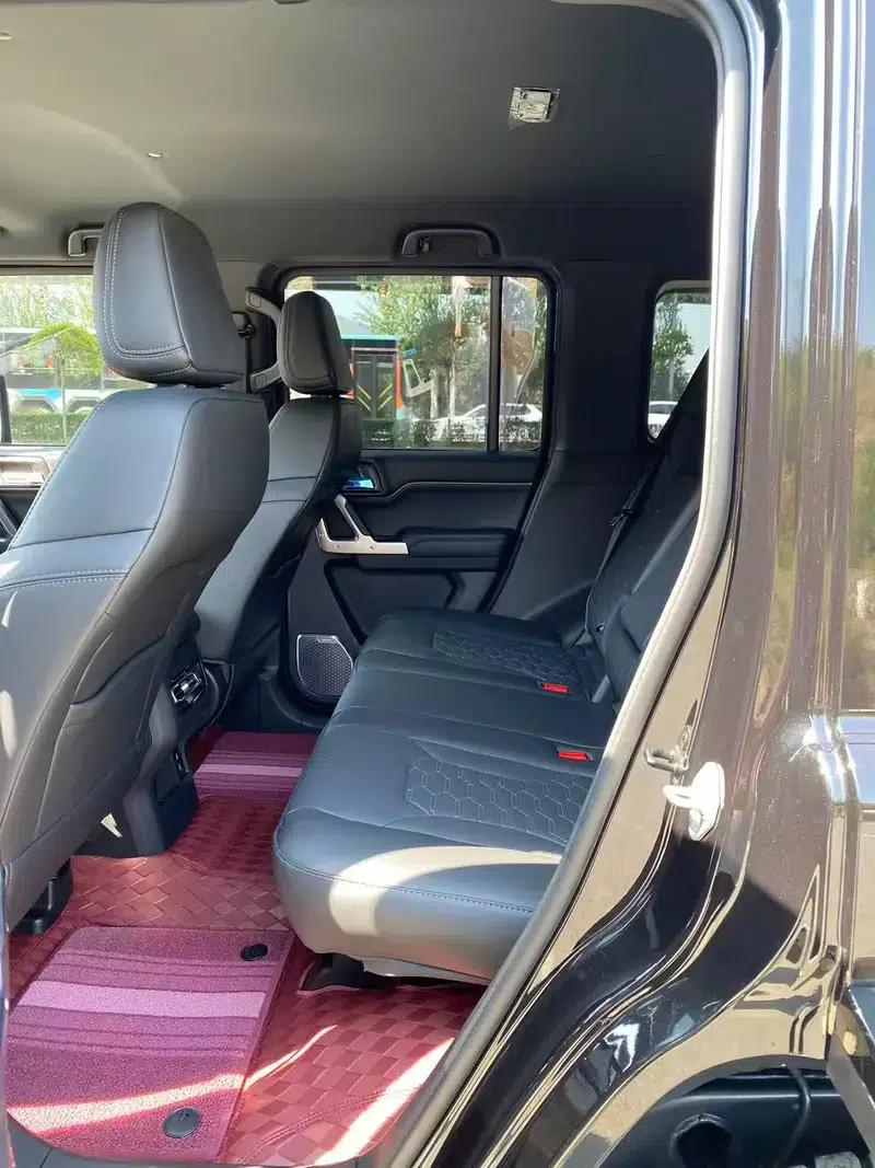 212 T01 2024 Model 2.0T Changfeng Edition — миниатюра 7