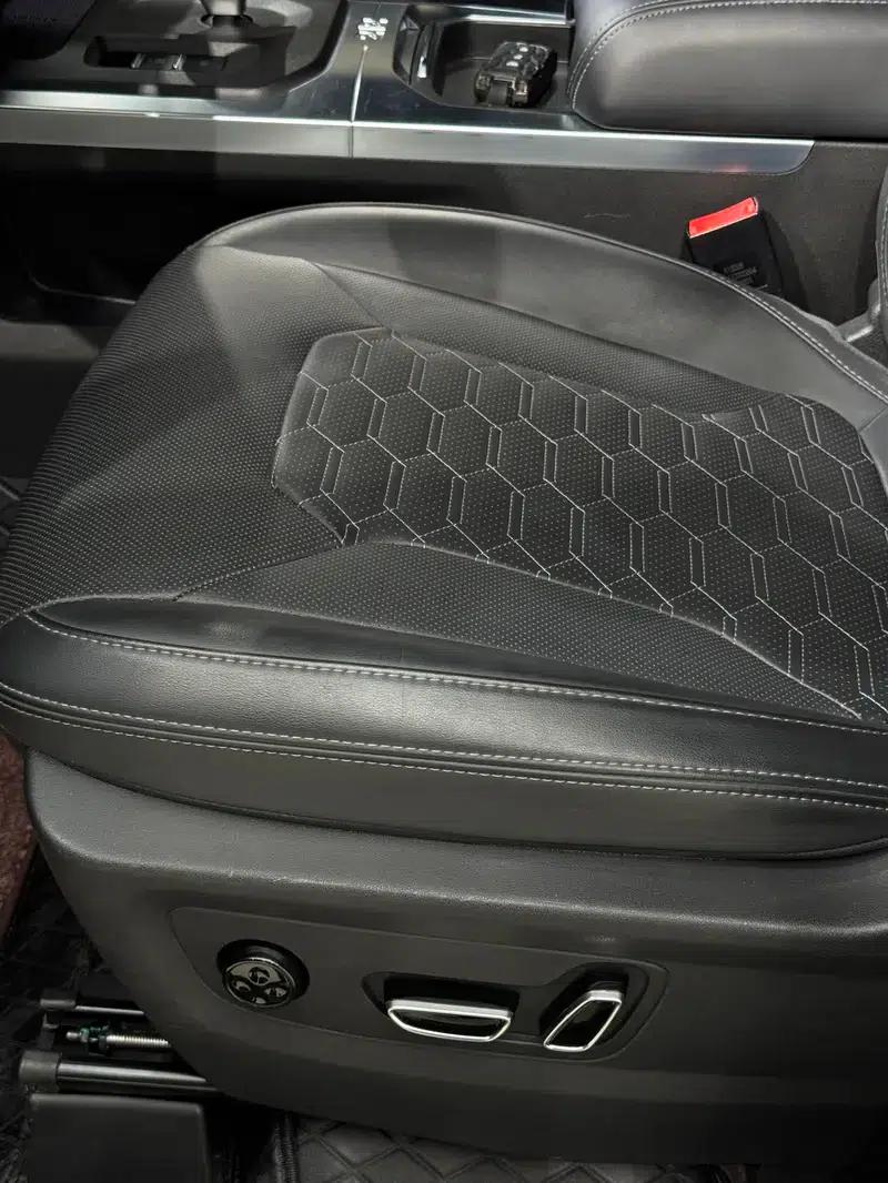 212 T01 2024 Explorer 2.0T — миниатюра 12