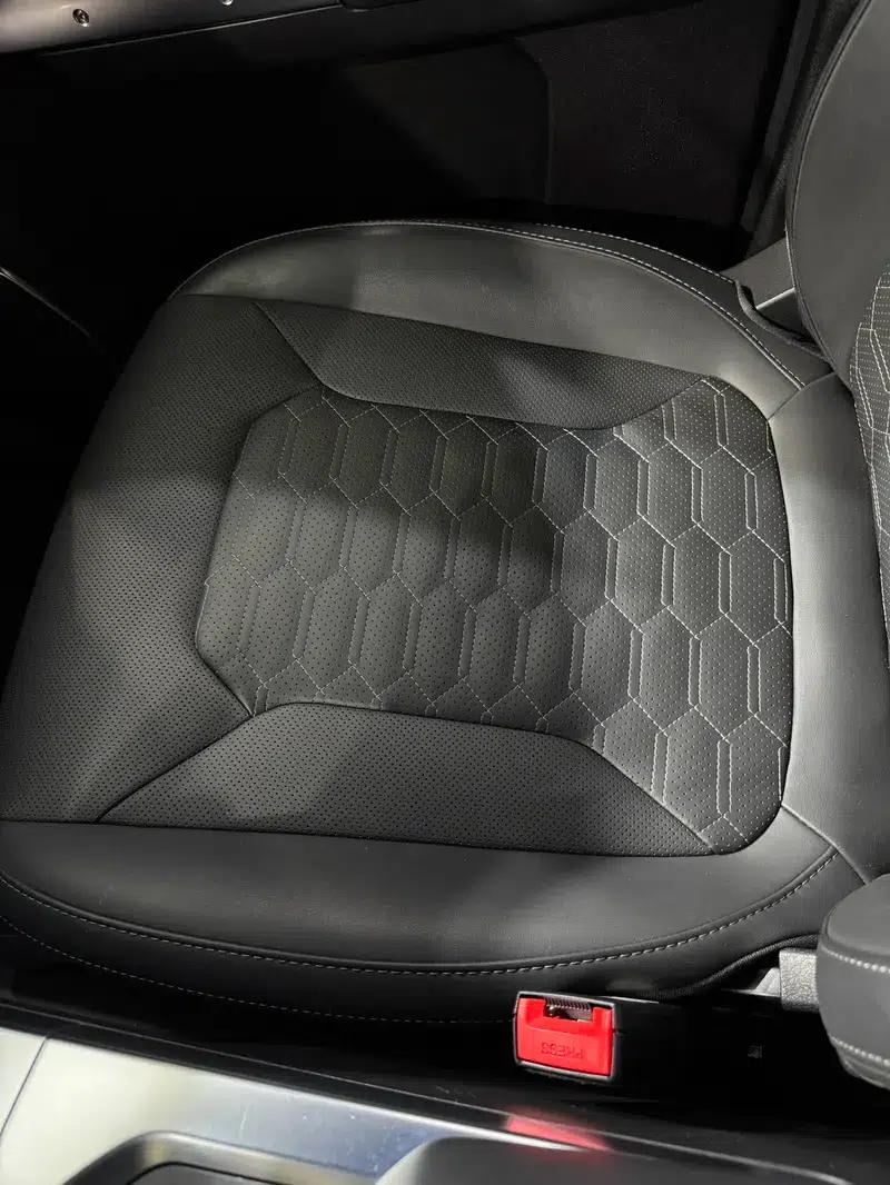 212 T01 2024 Explorer 2.0T — миниатюра 19