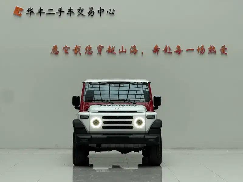 212 T01 2024 Explorer 2.0T — миниатюра 2