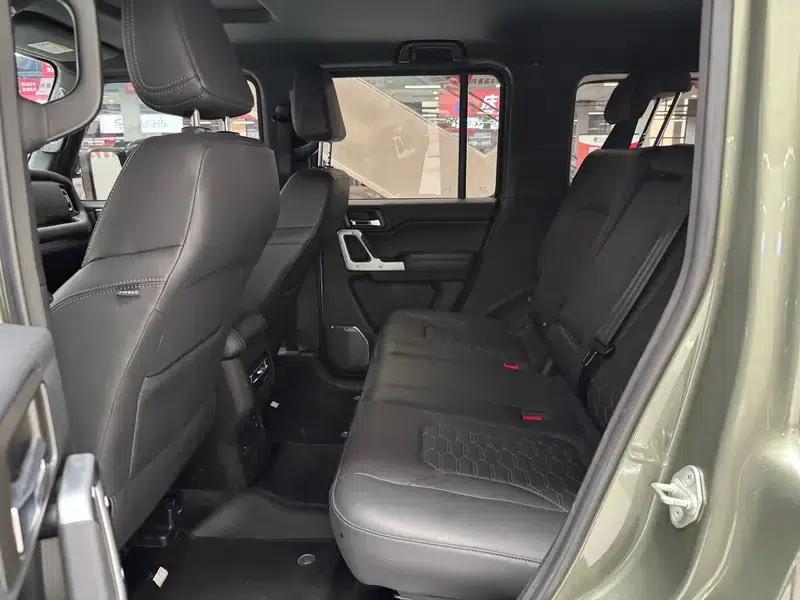 212 T01 2024 Explorer 2.0T — миниатюра 15